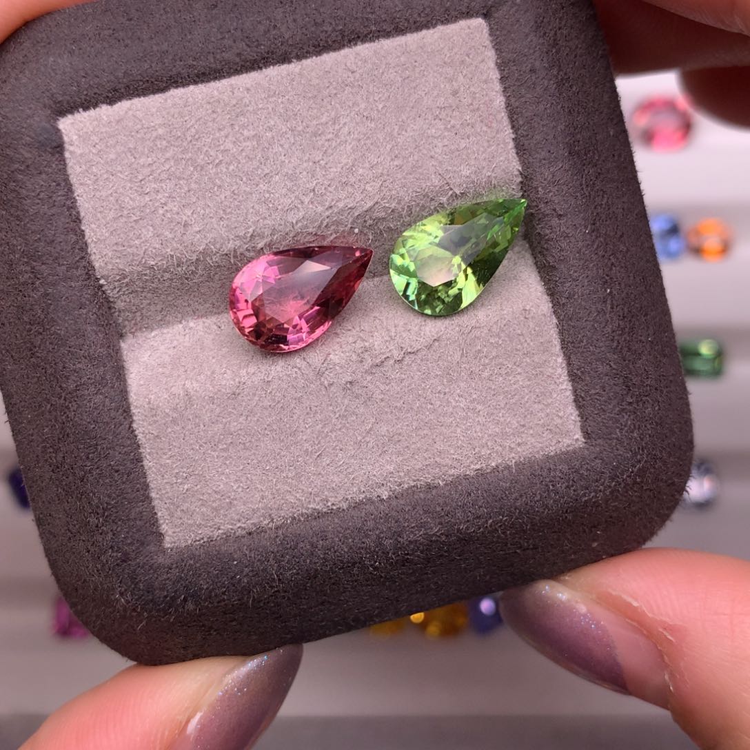 碧玺裸石未镶嵌红色2.58克拉 绿色2.21克拉