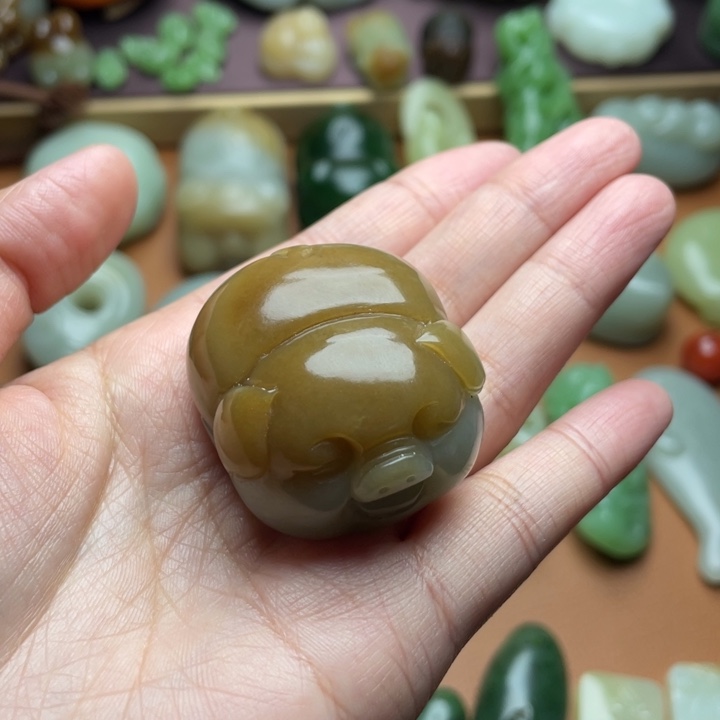 【闪购商品】颈饰未镶嵌和田玉（糖玉）张**米