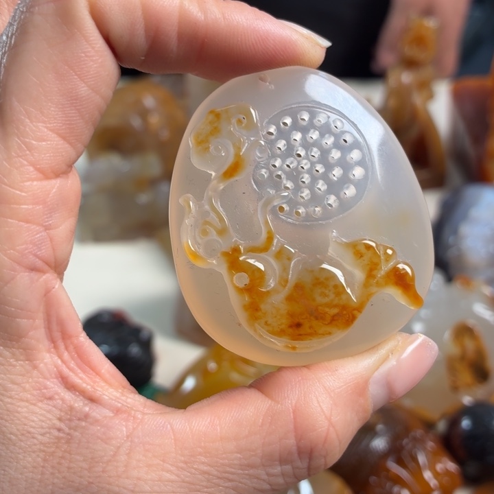 玛瑙/玉髓未镶嵌吊坠(不含链)