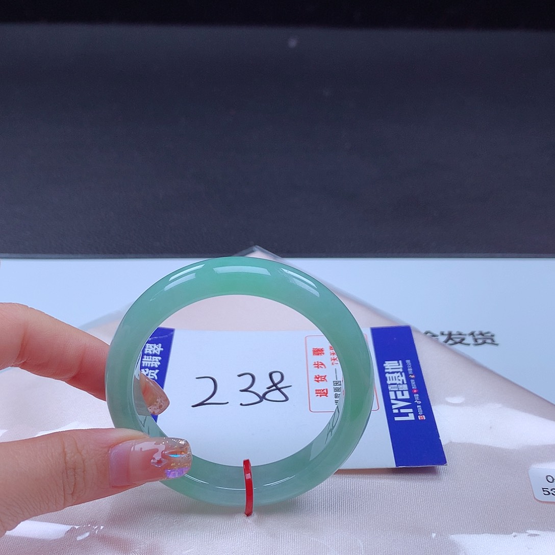 翡翠手镯未镶嵌001624 手镯