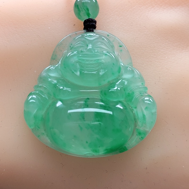 石英质玉颈饰未镶嵌