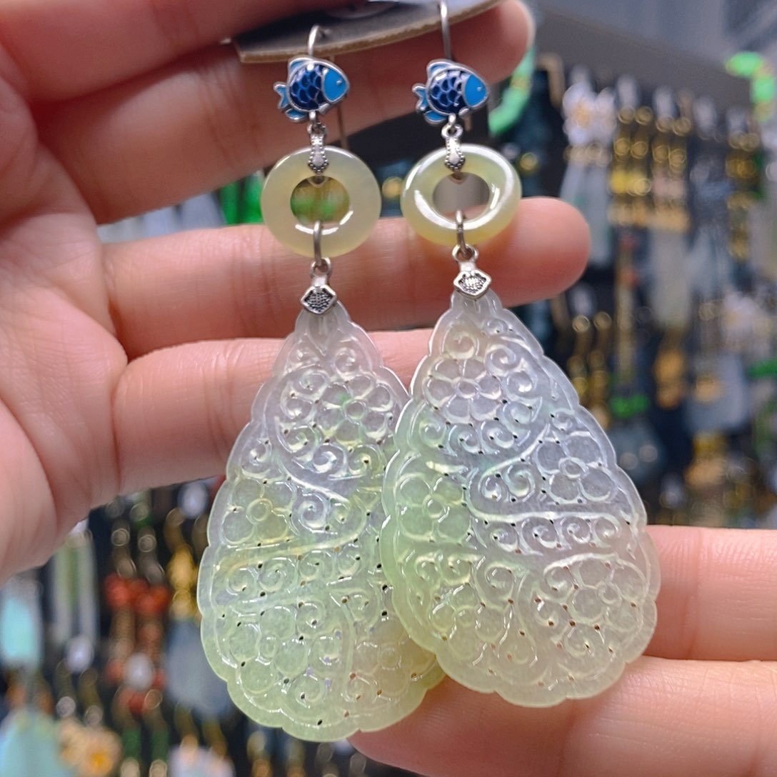 未镶嵌翡翠耳饰翡翠