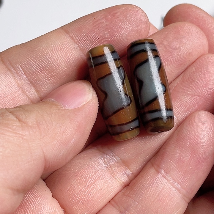 玛瑙/玉髓颈饰合金