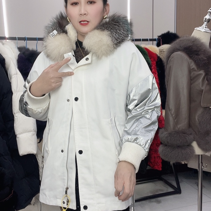 浩歌服饰百搭外套