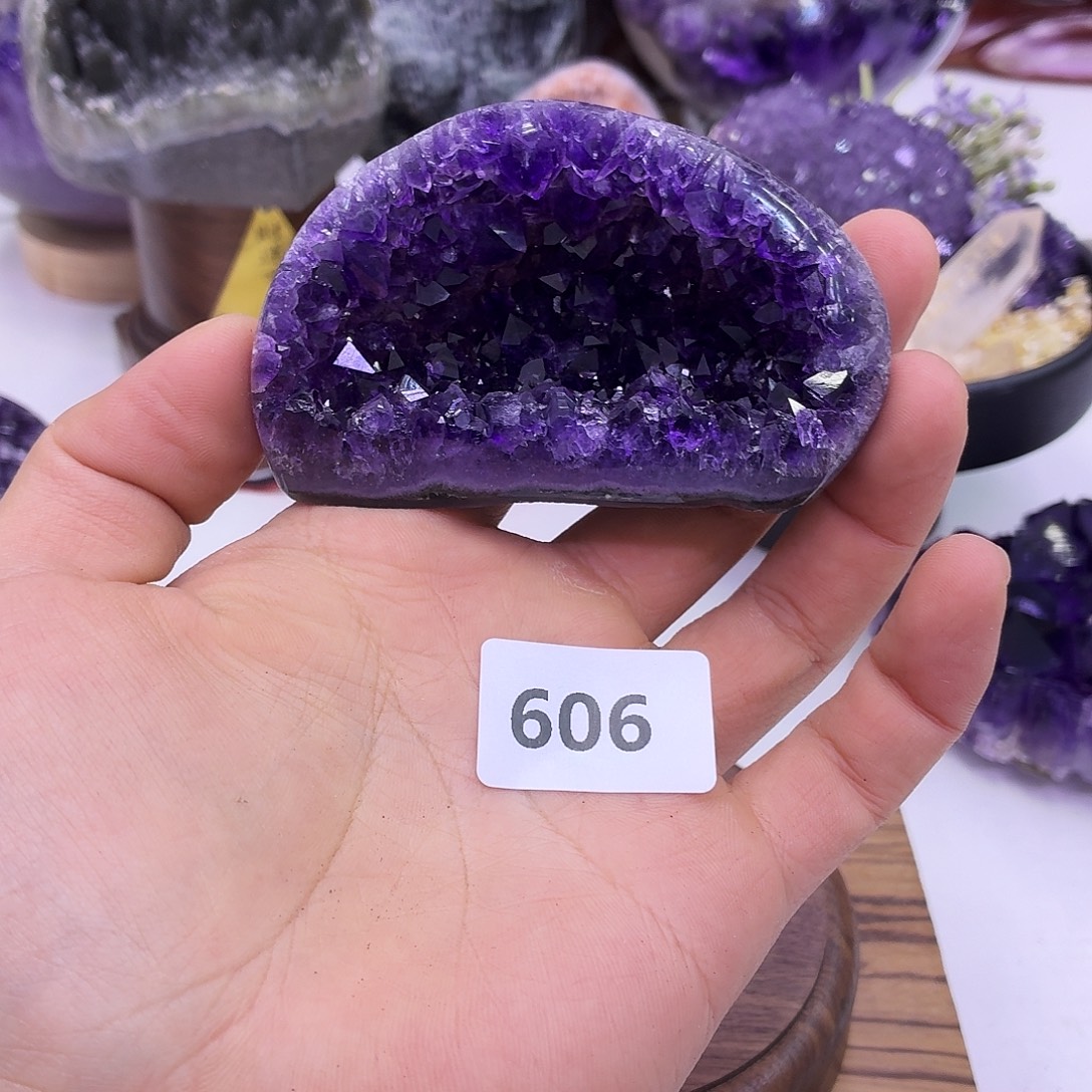 水晶未镶嵌大型摆件（非配饰）