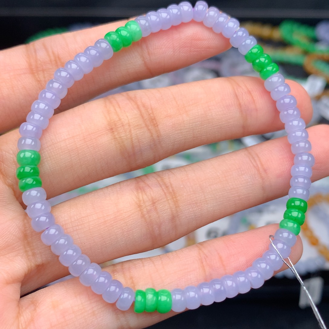 翡翠手链未镶嵌卡