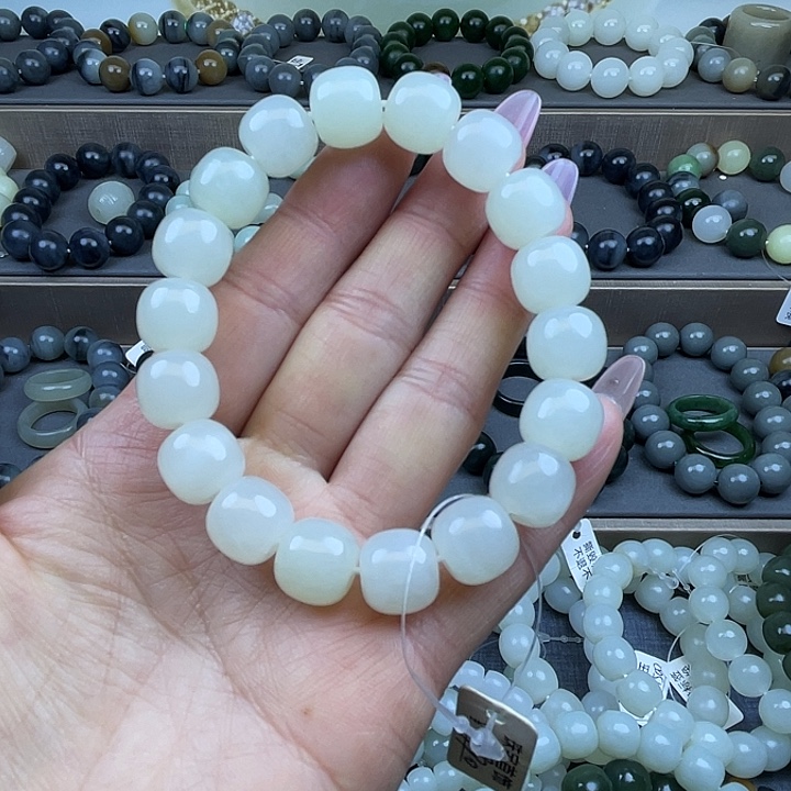 和田玉未镶嵌手链