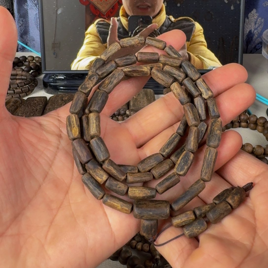 沉香手串红骨凹身沉水随形桶珠多圈卡6+保25克