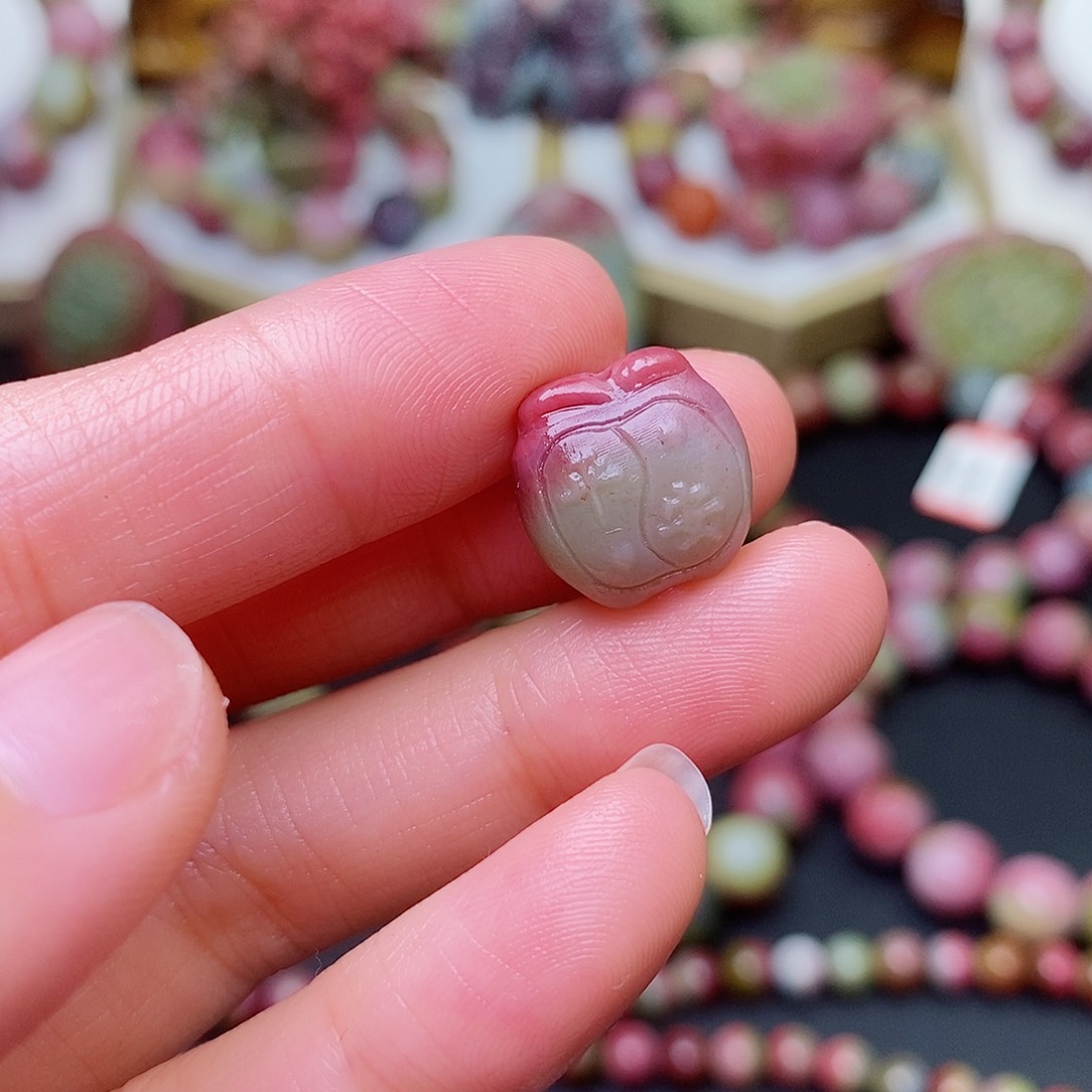 玛瑙/玉髓珠宝奇石未镶嵌盐源玛瑙定制