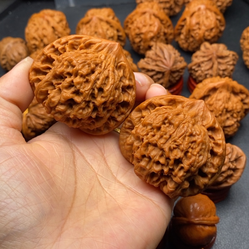 【闪购商品】文玩核桃把件51官帽