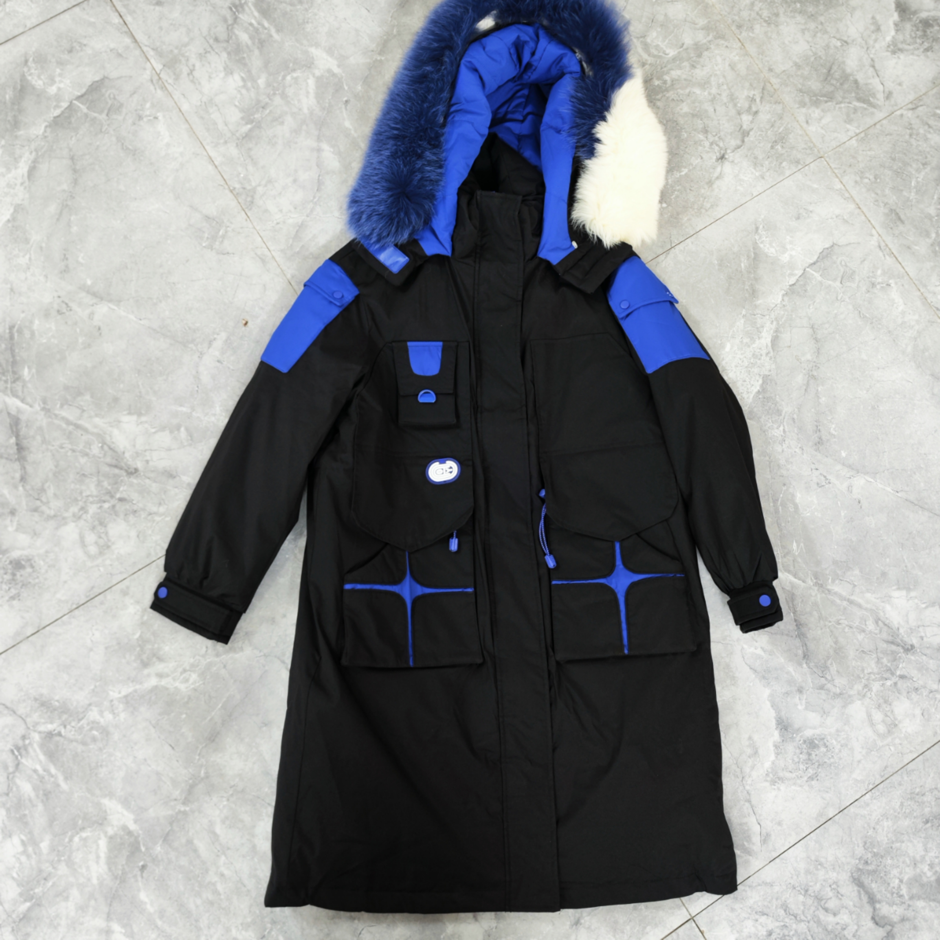 2025冬季新款鸭绒休闲风时尚百搭加厚长款女女装休闲黑色连帽百搭