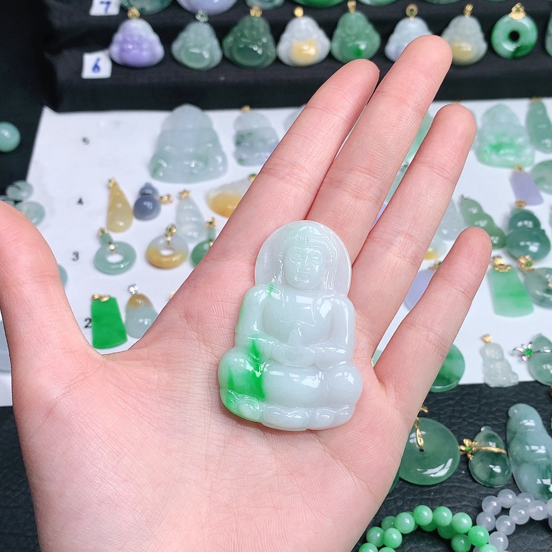 翡翠吊坠(不含链)未镶嵌翡翠