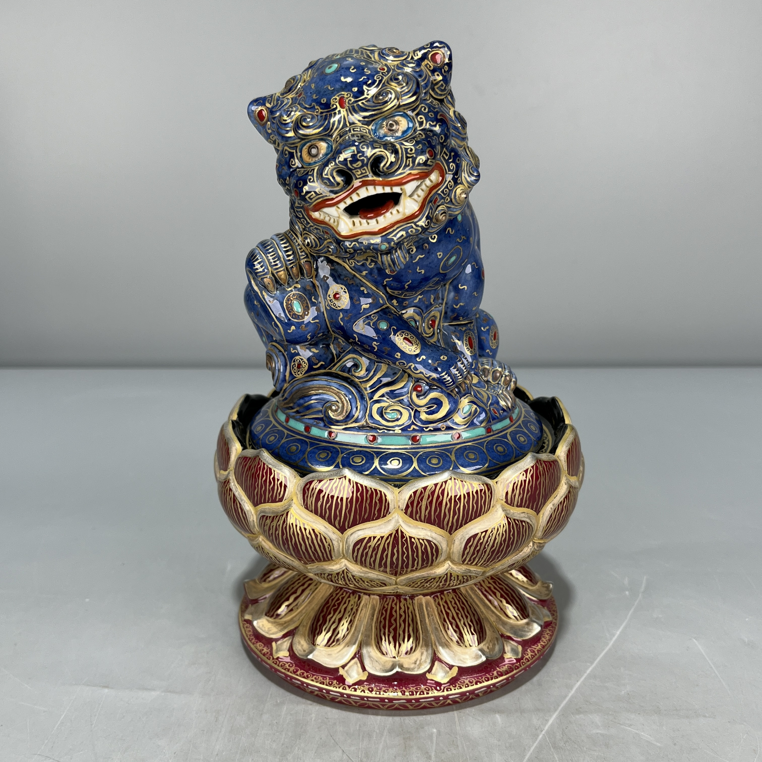 当代仿制 仿古乾隆年制珐琅彩描金鎏银事事如意熏炉