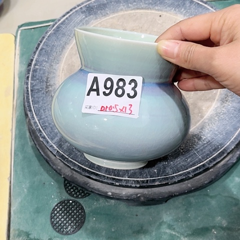 红陶景德镇花盆手工艺品