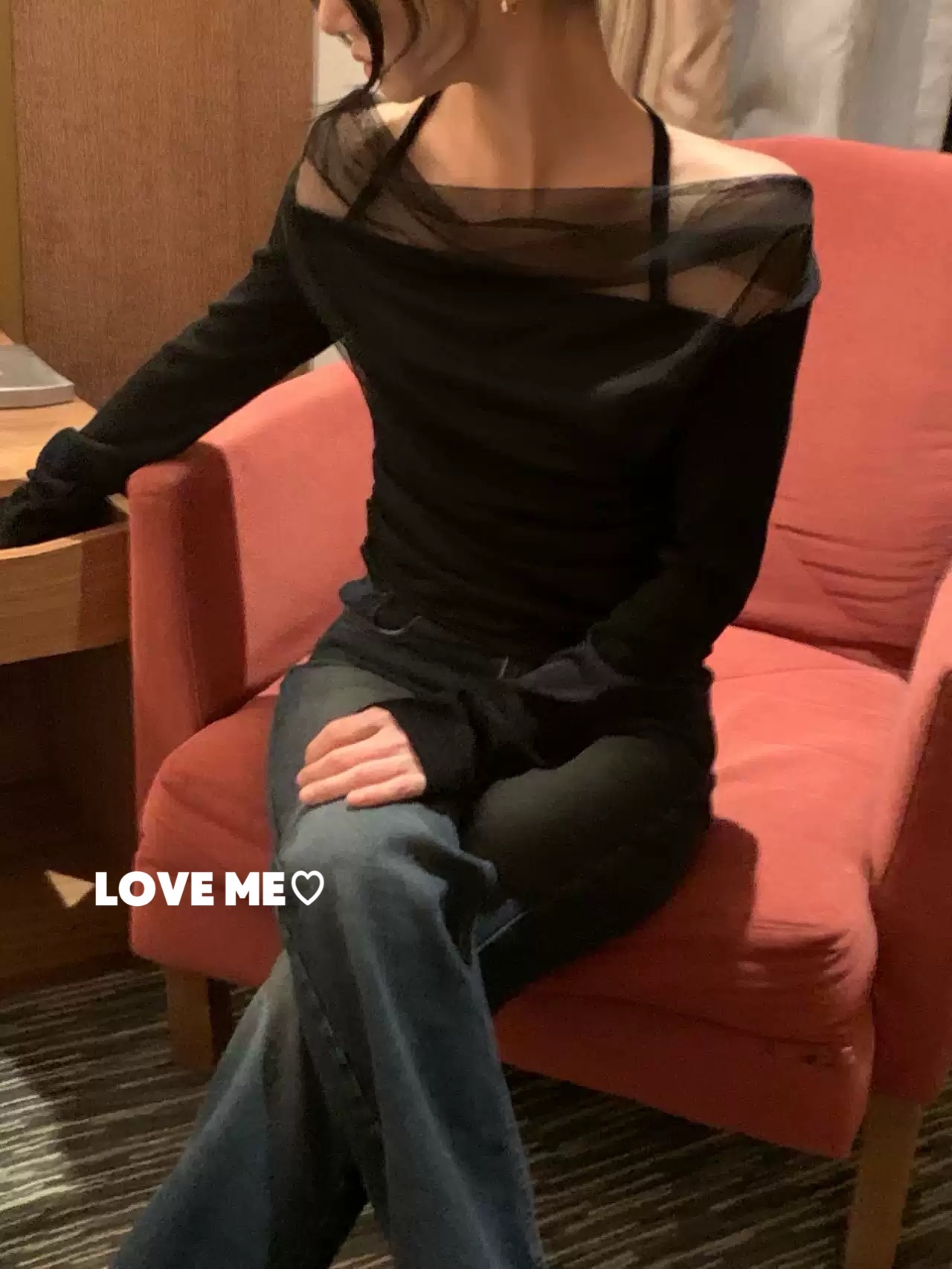 一字领拼接T恤纱网修身型长袖方领内搭修身气质女