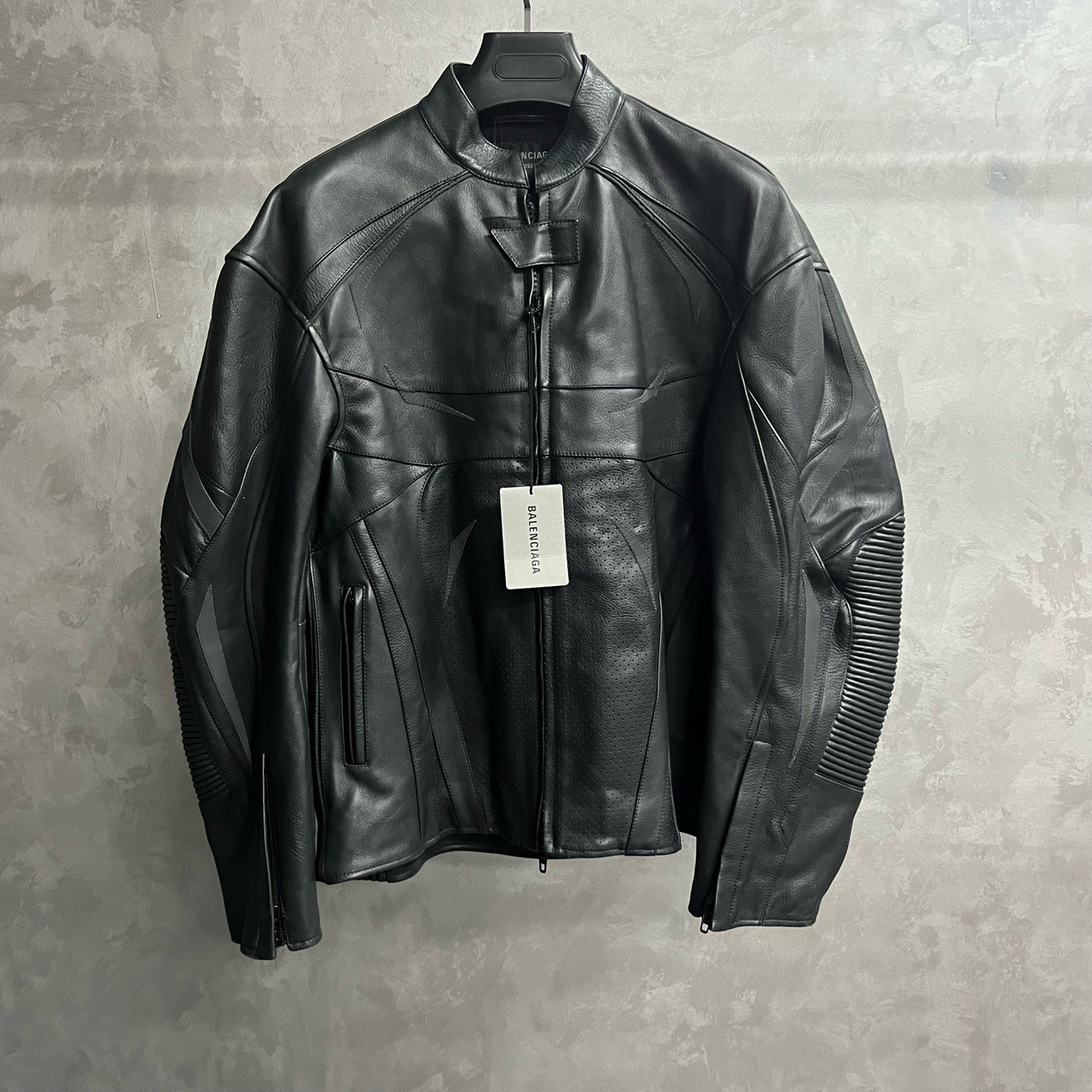 未使用 Balenciaga/巴黎世家 黑色纯色亮面长袖夹克外套/Xs码