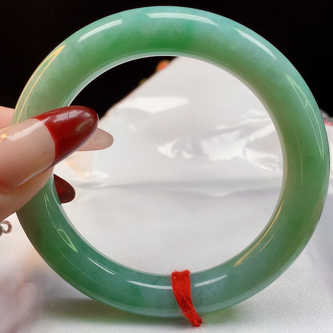 翡翠手镯未镶嵌天然翡翠8008