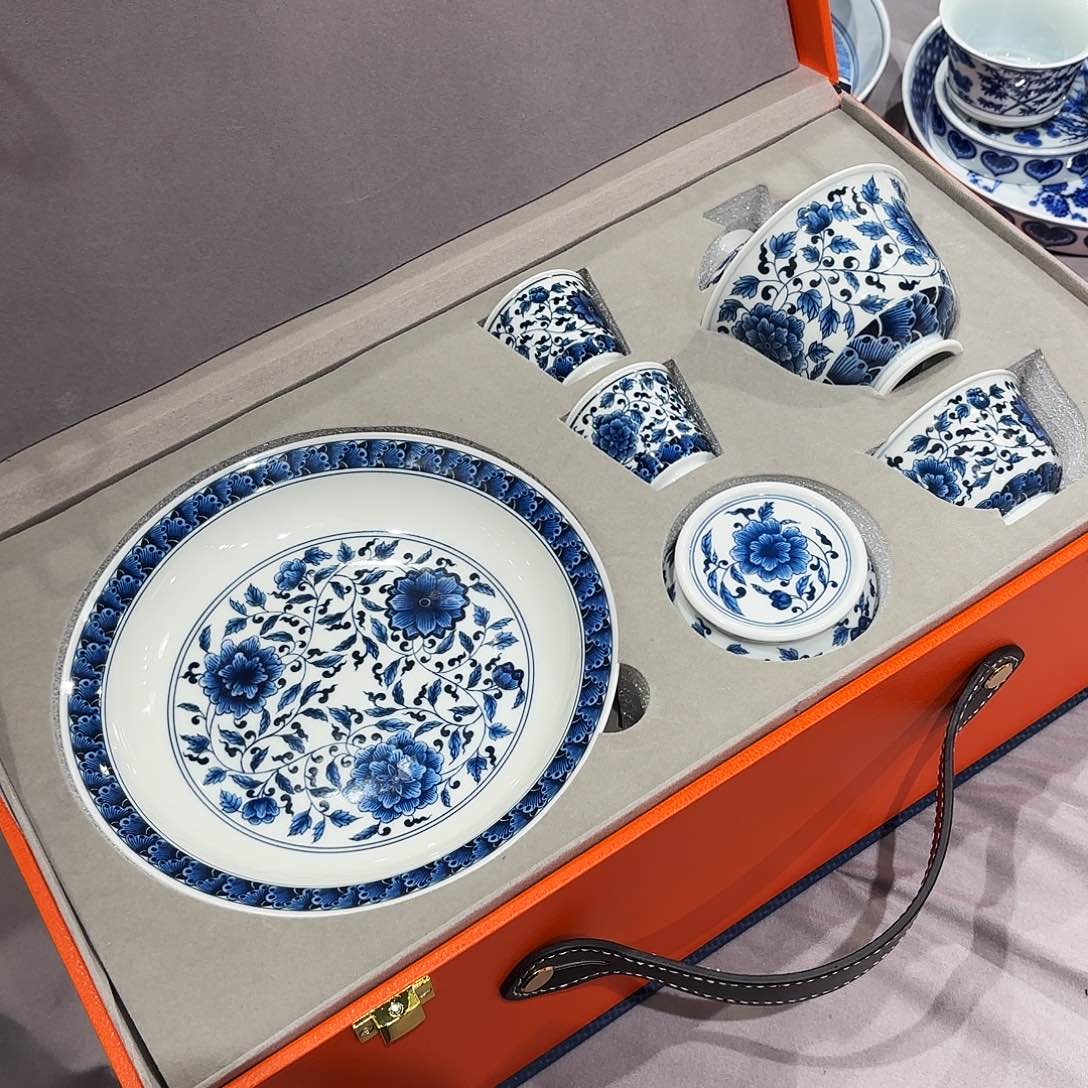 瓷片景德镇美术出版社