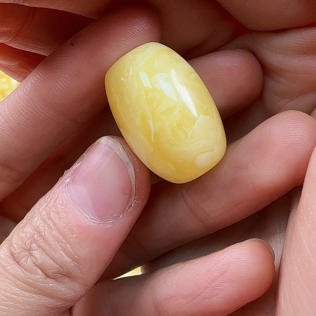 蜜蜡珠宝奇石未镶嵌