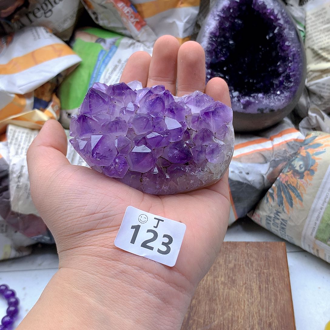 紫晶大型摆件（非配饰）未镶嵌