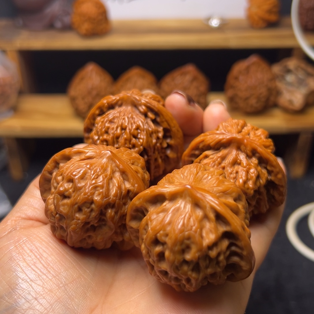 苇***子吊坠桃核四座楼瓷哇福利