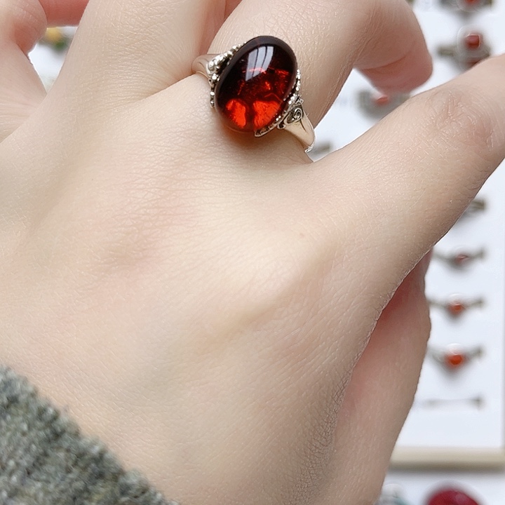 血珀戒指银S925镶嵌天然