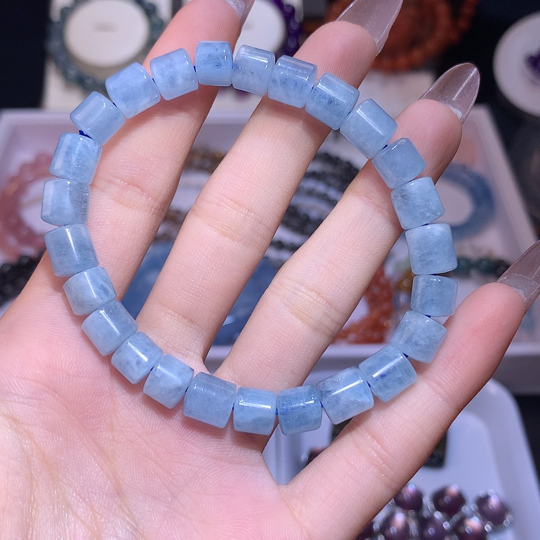 水晶手串未镶嵌海蓝宝7mm桶珠