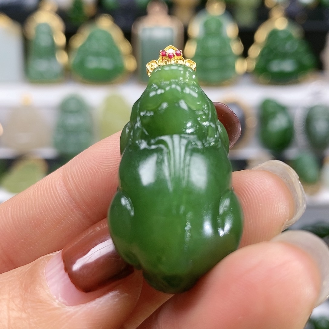 和田玉颈饰18K金镶嵌