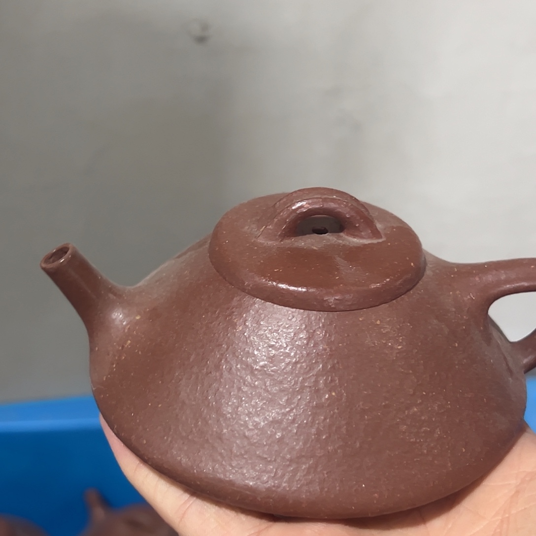 茶壶紫砂紫砂的味道很好