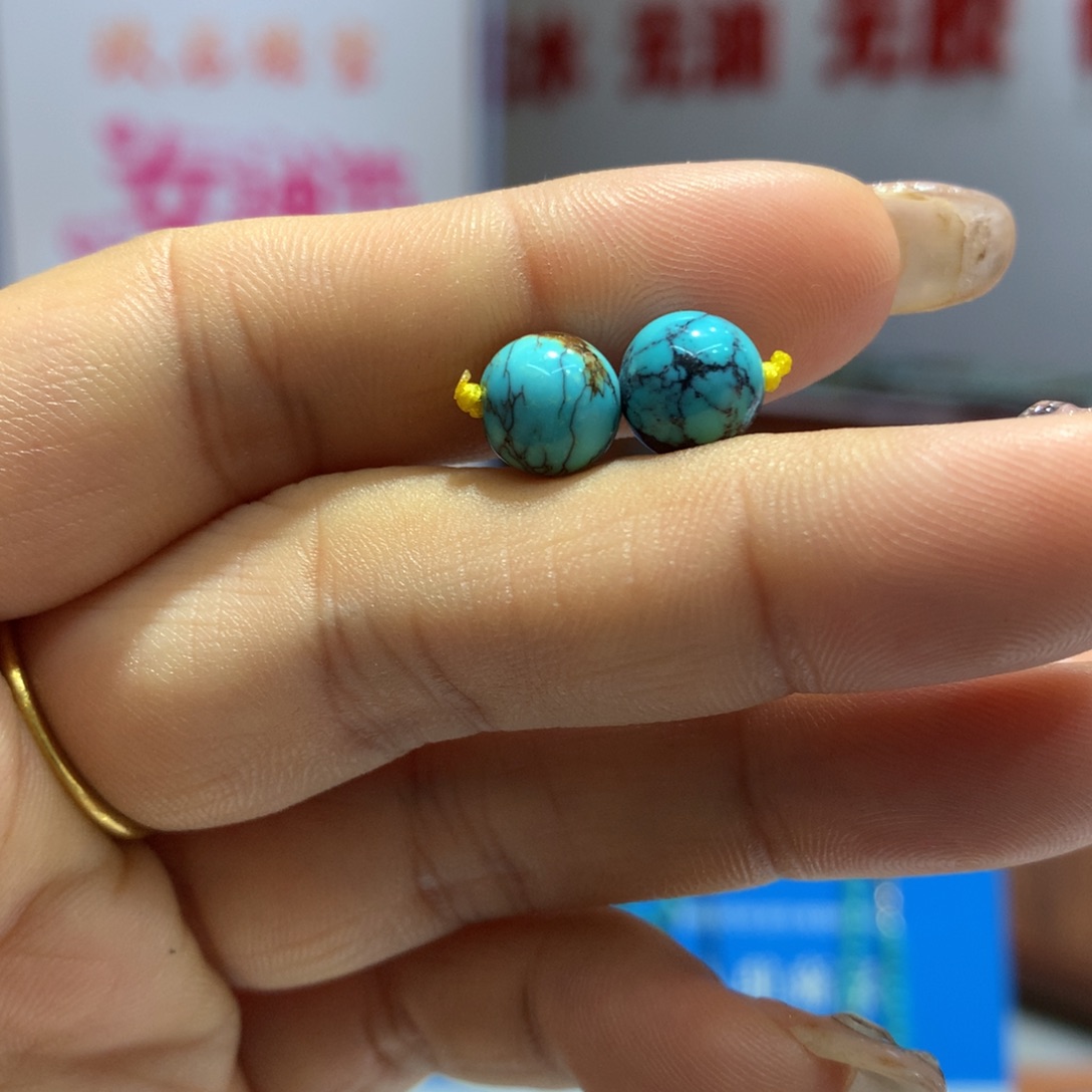 绿松石配饰未镶嵌
