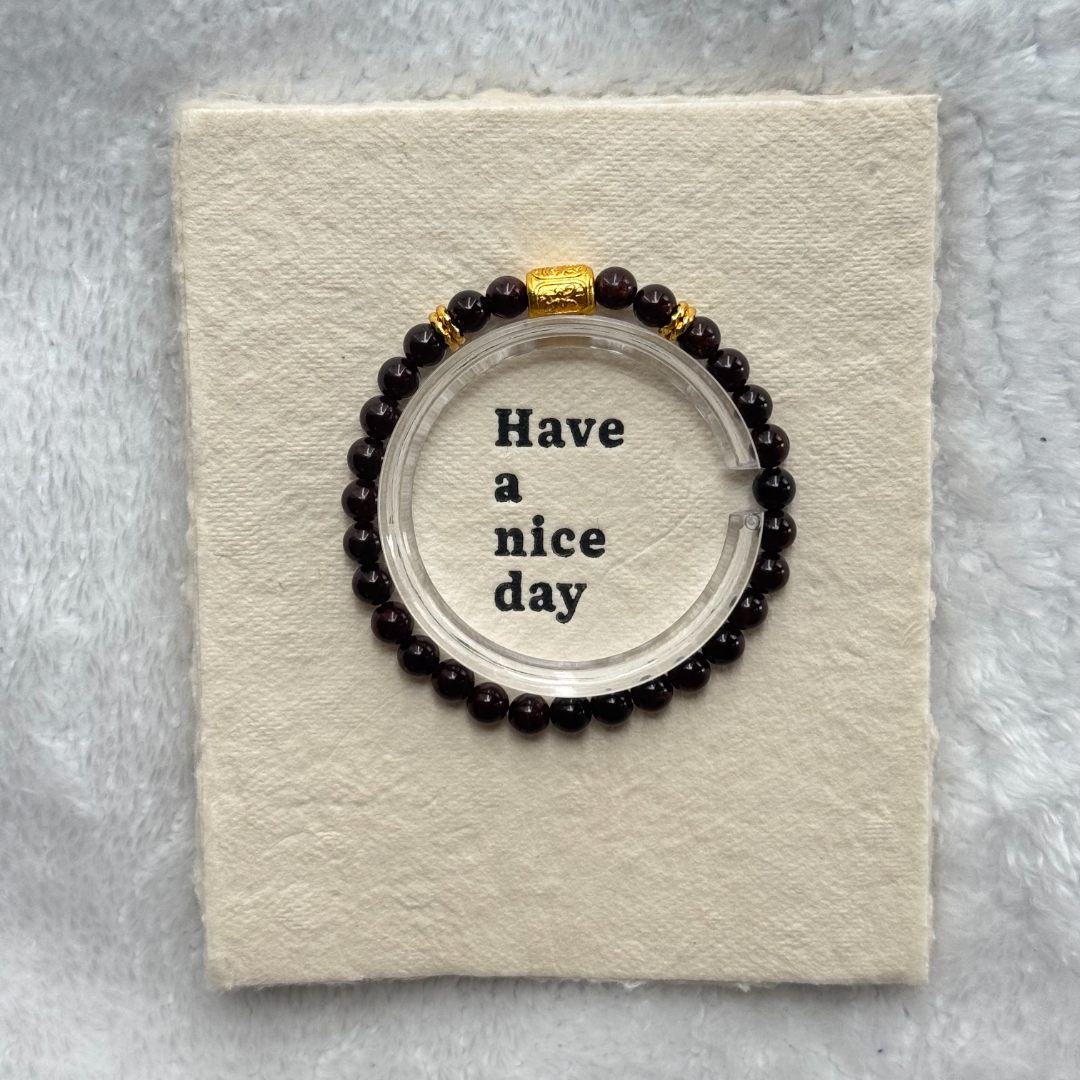 《深红石榴》【感情/沟通】石榴石天然手串