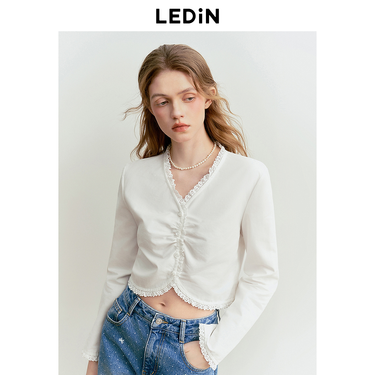 乐町清甜抽褶设计上衣2040