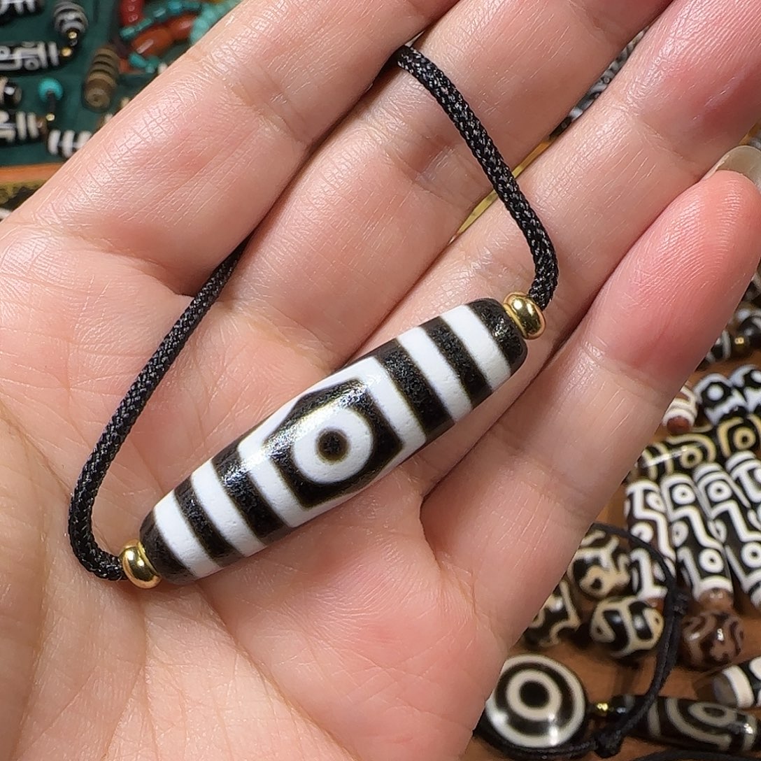 南红玛瑙未镶嵌颈饰