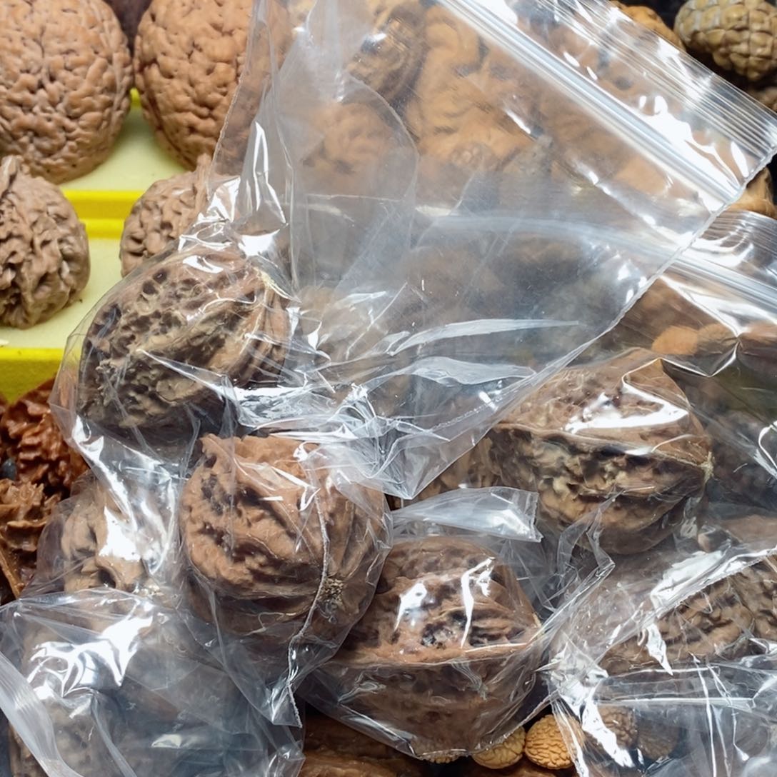 文玩核桃吊坠瑕疵31