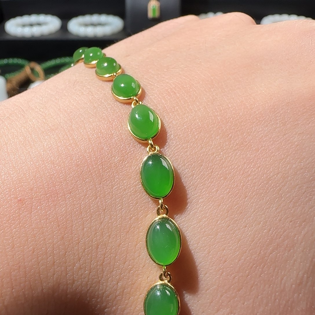 和田玉（碧玉）未镶嵌手链