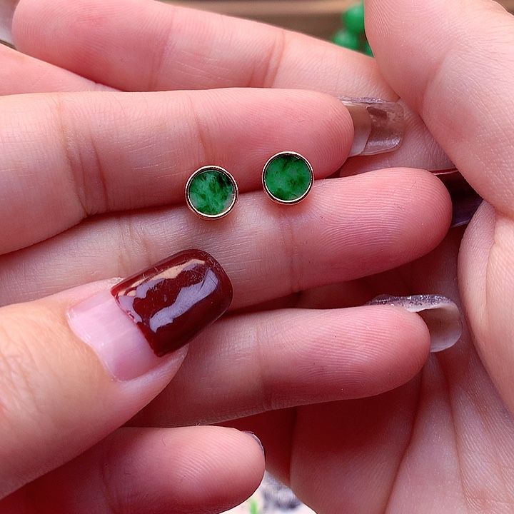 翡翠颈饰银S925镶嵌翡翠