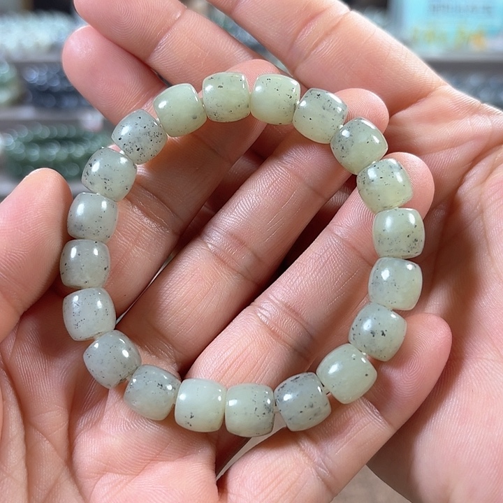 和田玉手链未镶嵌新疆青花直切卡10