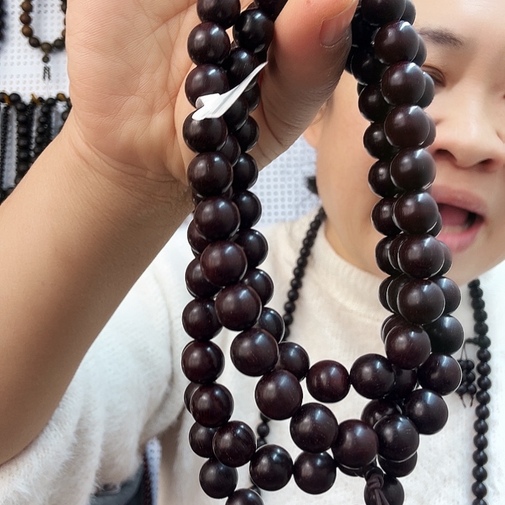 大叶紫檀（黑酸枝木类）紫檀金星紫檀木的1.0的108粒的