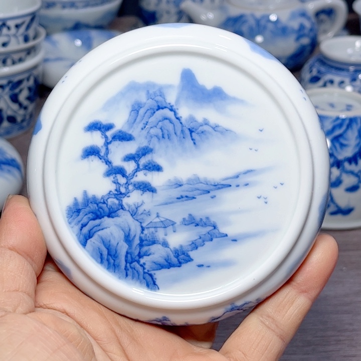 手绘青花山水盖置茶托