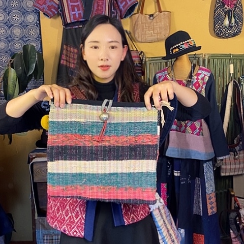 织绣手工制作包包