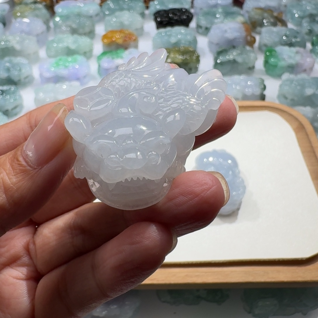 念***忘翡翠未镶嵌挂件貔貅