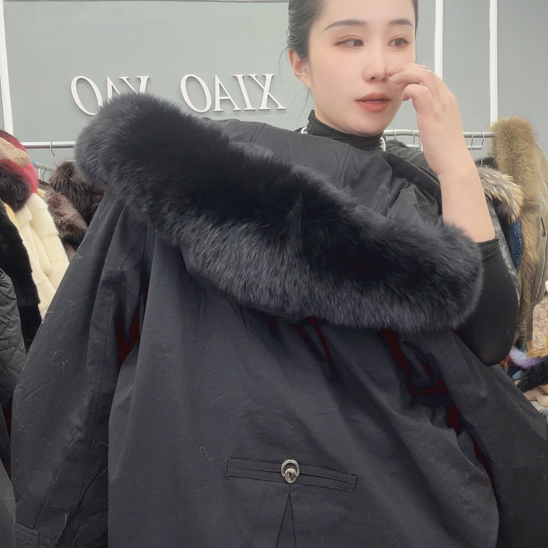 姚小妖家高端皮草