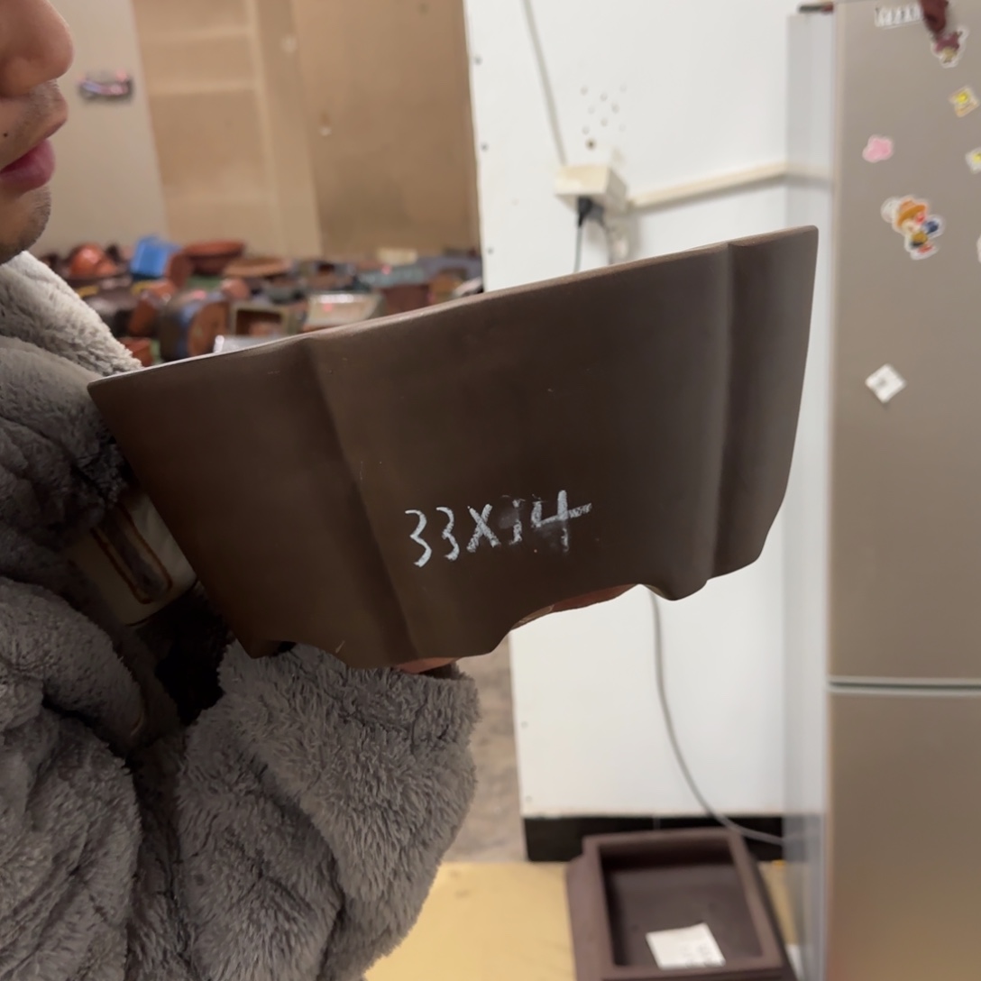 紫砂花盆呜呜呜呜