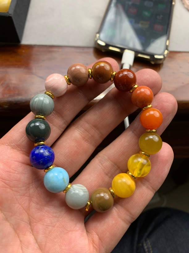 天然蜜蜡手串时尚款式