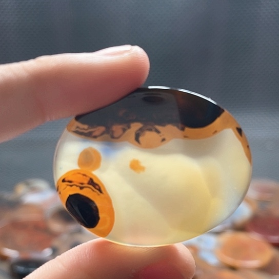 玛瑙/玉髓颈饰未镶嵌