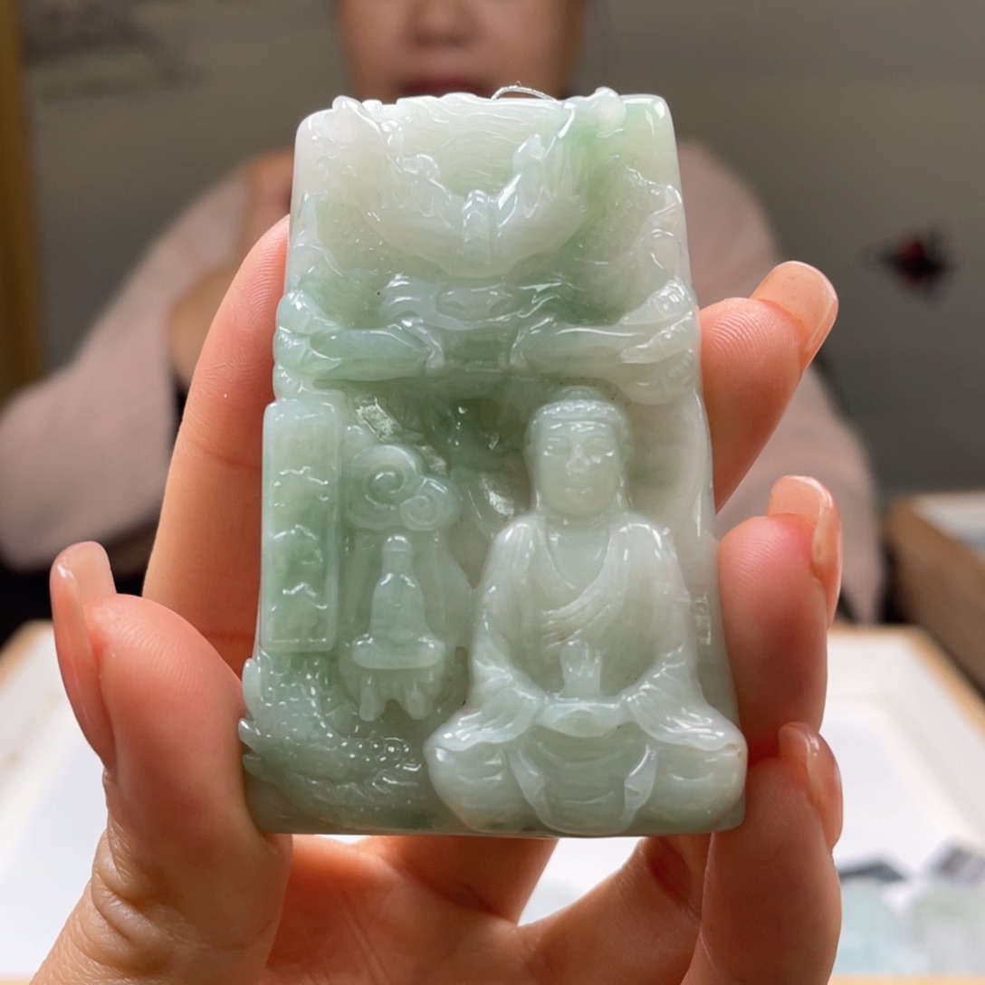 翡翠吊坠(不含链)未镶嵌