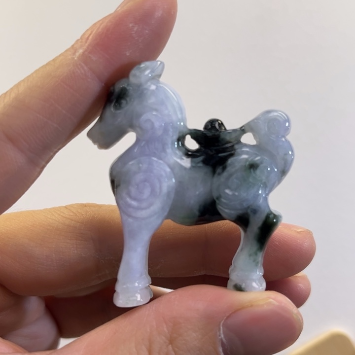 翡翠吊坠(赠链)未镶嵌代编织