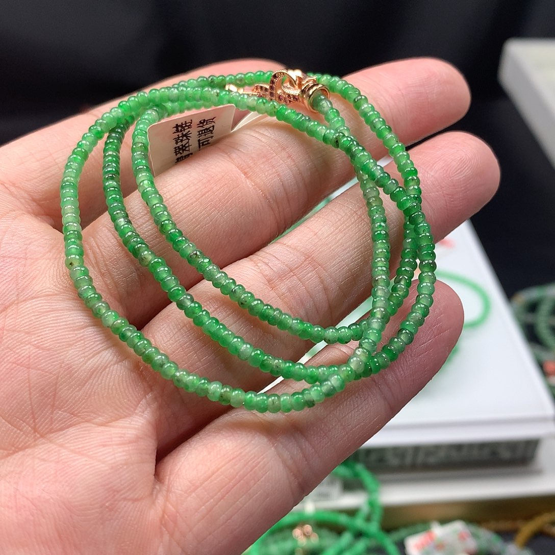 未镶嵌翡翠手链翡翠