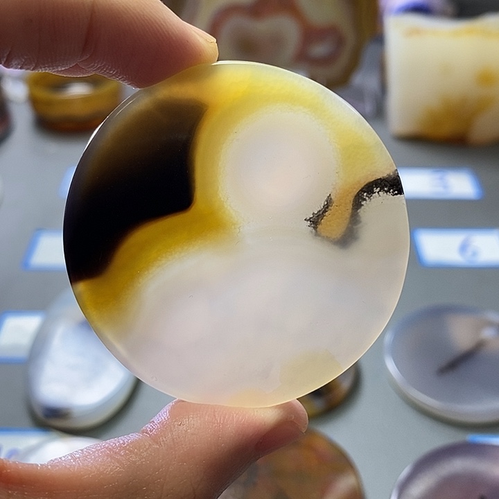 玛瑙/玉髓未镶嵌珠宝半成品14