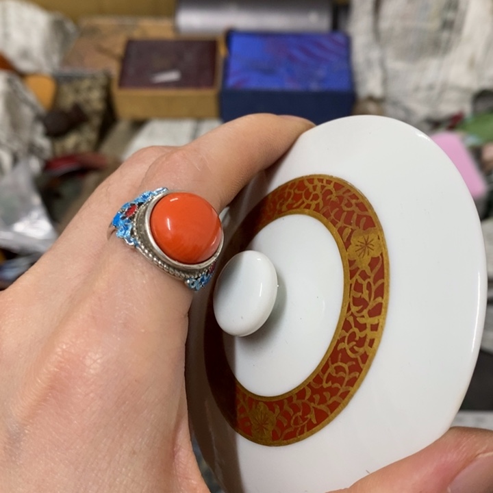 瓷片哈中古工艺品一件